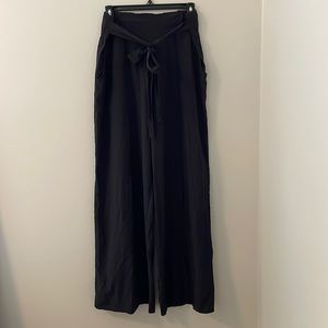 Black high waisted Lululemon Dress Pants
